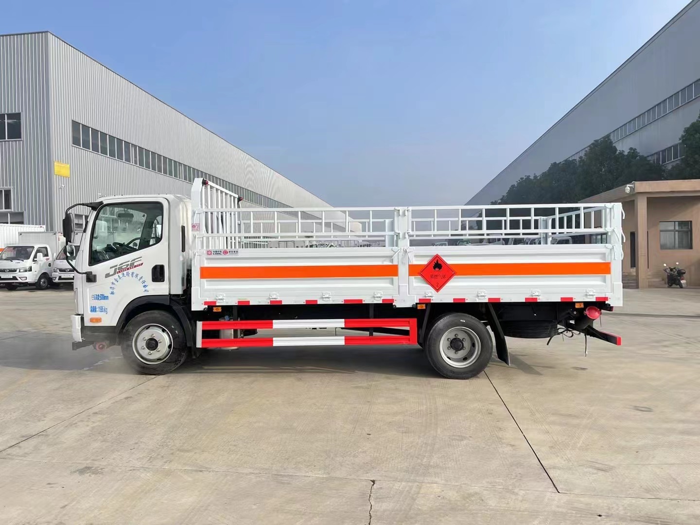 解放5.2米氣瓶運輸車/7.55噸